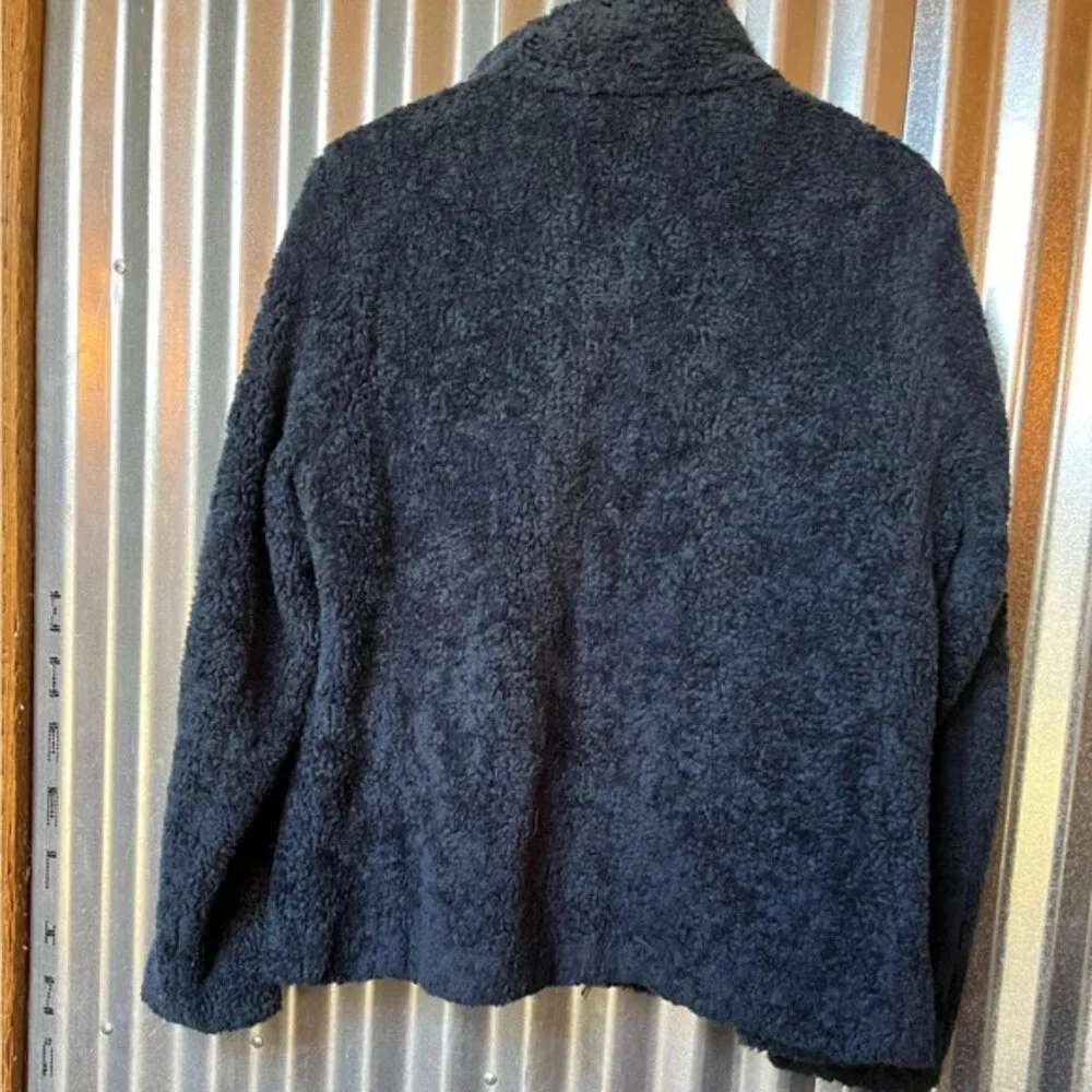 ⊹ Pendleton ⊹ - Picture 7 of 8